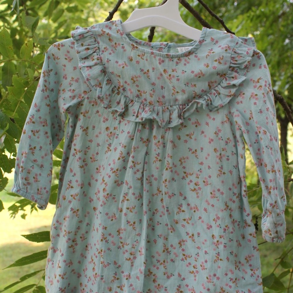 H & M 100% Cotton Lightweight Prairie Dress - size 9/12 mos